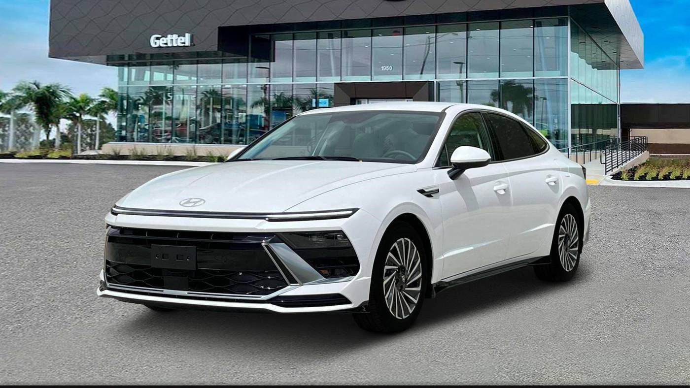 2024 Hyundai Sonata Hybrid SEL — Sedan — 16,154 mi — Punta Gorda, FL