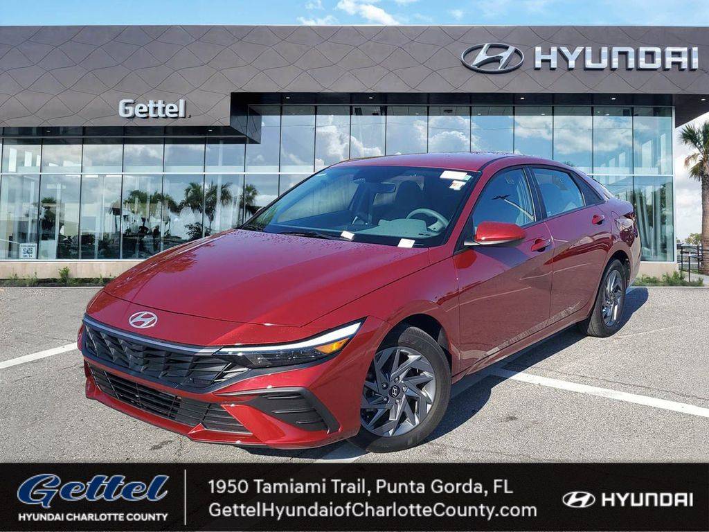 2024 Hyundai Elantra SEL — Sedan — 9,500 mi — Punta Gorda, FL