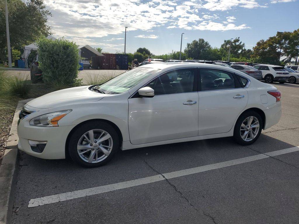 2014 Nissan Altima 2.5 SV — Sedan — 72,171 mi — Punta Gorda, FL