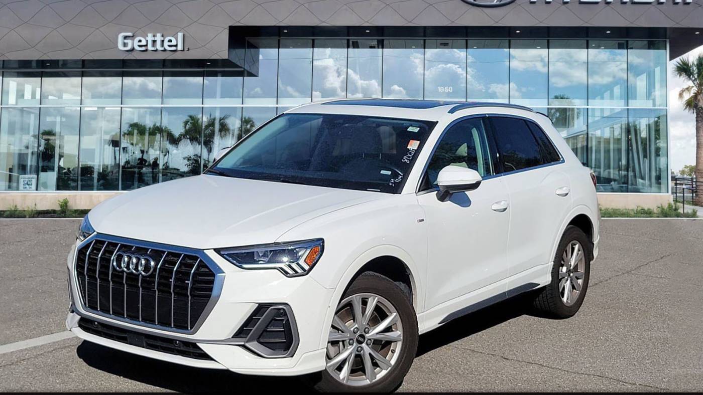 2023 Audi Q3 quattro S line Premium 45 TFSI