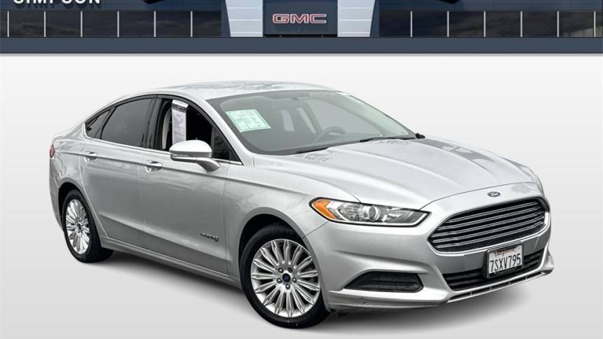 2016 Ford Fusion Hybrid SE — Sedan — 130,238 mi — Buena Park, CA
