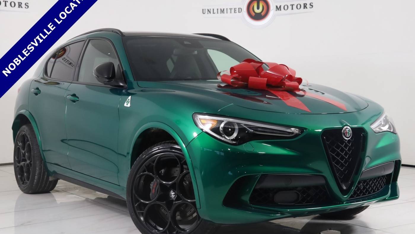 2022 Alfa Romeo Stelvio Quadrifoglio