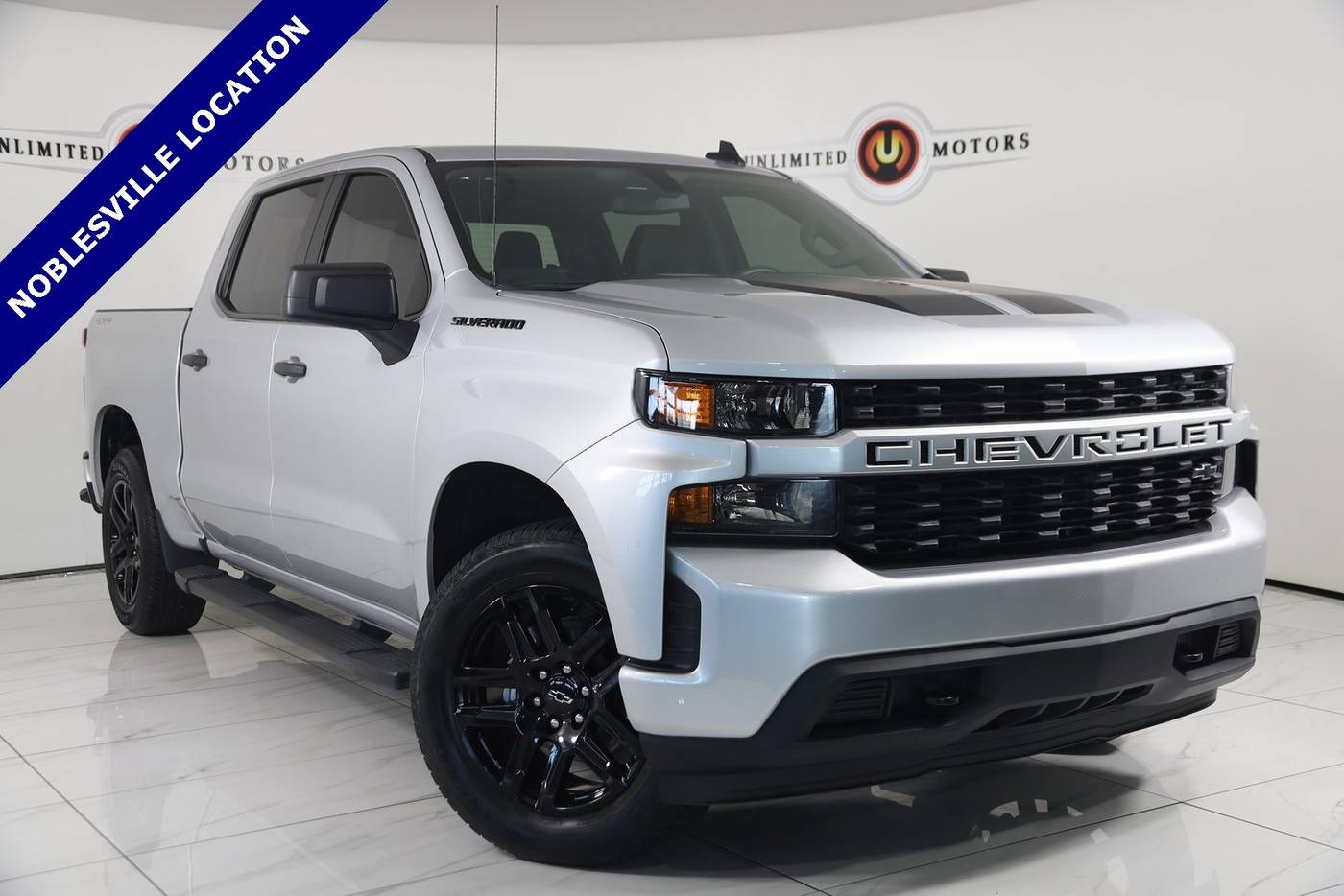 2022 Chevrolet Silverado 1500 LTD Custom — Pickup Truck — 24,219 mi — Noblesville, IN