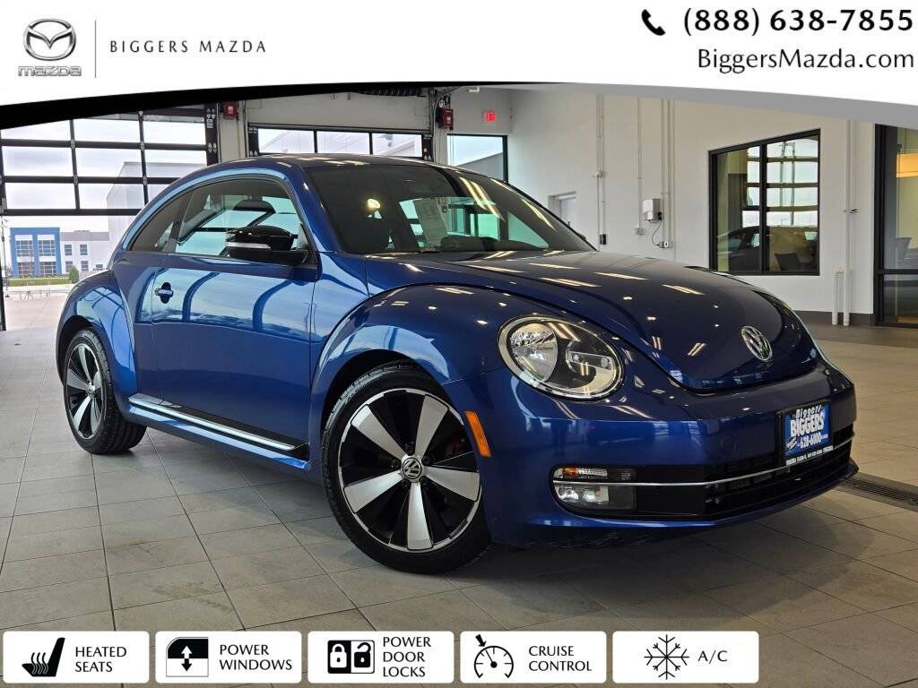 2012 Volkswagen Beetle Turbo — Hatchback — 74,322 mi — Elgin, IL