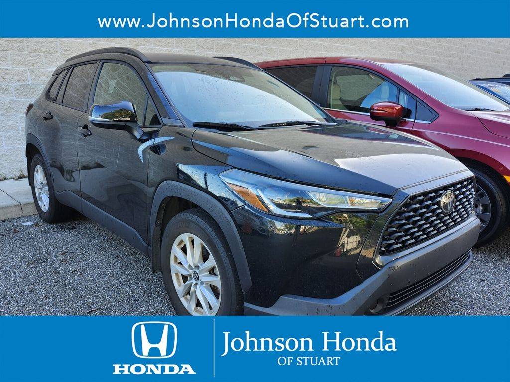 2023 Toyota Corolla Cross LE — SUV — 21,437 mi — Stuart, FL