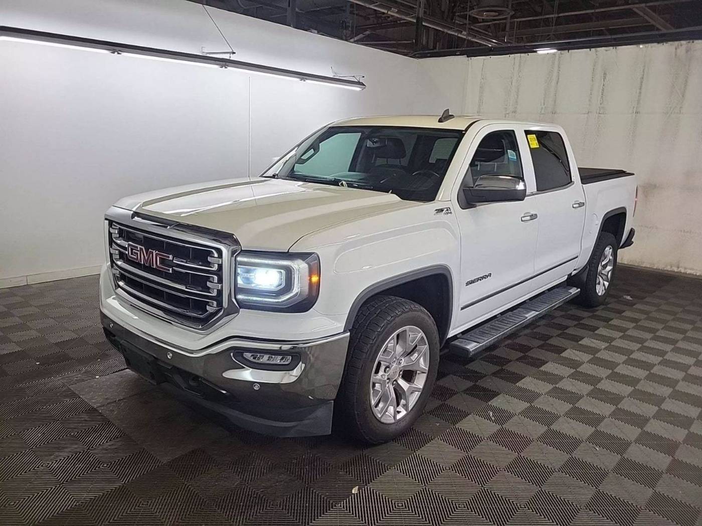 2016 GMC Sierra 1500 SLT — Pickup Truck — 140,393 mi — Pennsauken, NJ