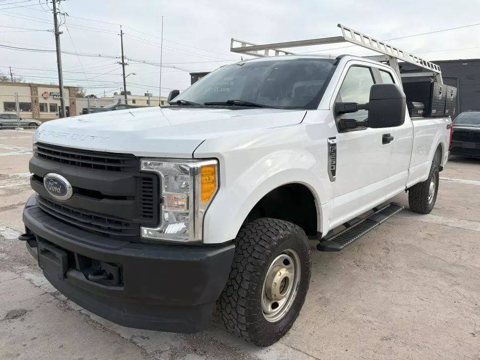 2017 Ford Super Duty F-250 XL — Pickup Truck — 129,398 mi — Pennsauken, NJ