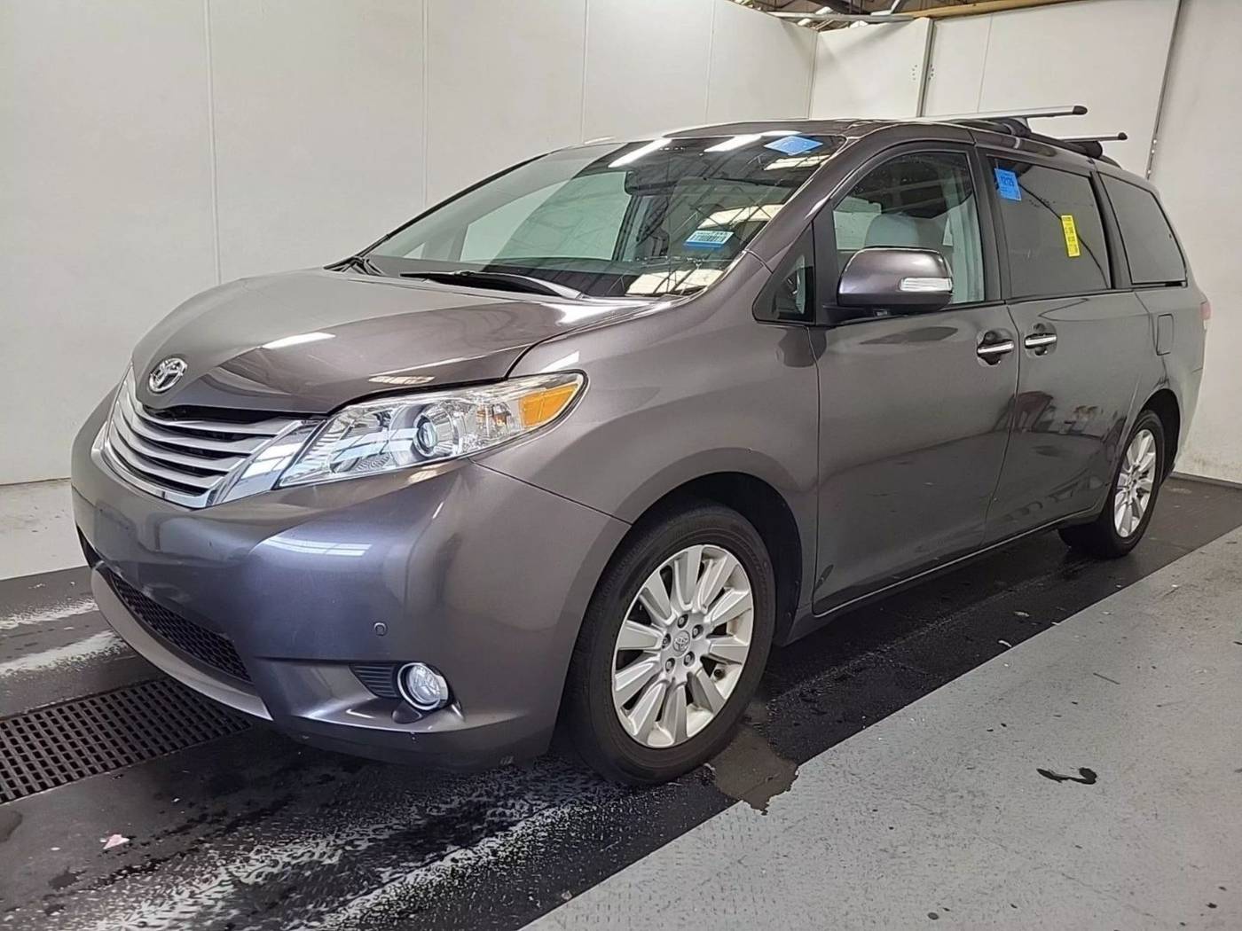 2013 Toyota Sienna Limited — Minivan — 107,372 mi — Pennsauken, NJ
