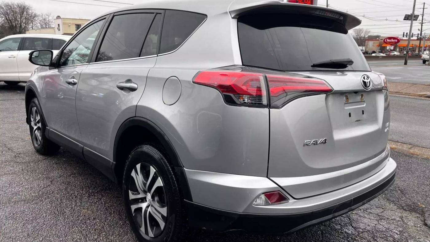 2018 Toyota RAV4 LE — SUV — 145,604 mi — Pennsauken, NJ