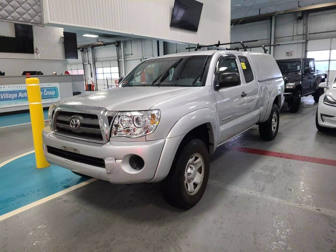 2010 Toyota Tacoma Base — Pickup Truck — 180,958 mi — Pennsauken, NJ