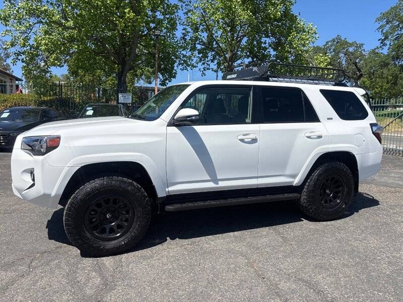 2021 Toyota 4Runner SR5 Premium — SUV — 8,502 mi — Fair Oaks, CA