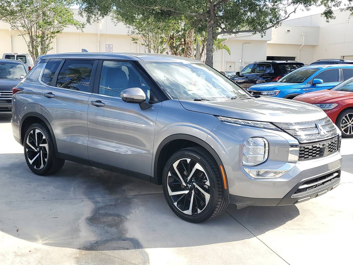 2024 Mitsubishi Outlander SE — SUV — 26,602 mi — Coconut Creek, FL