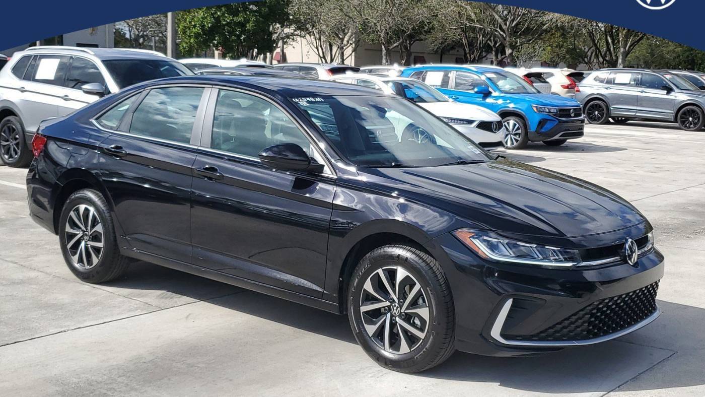2025 Volkswagen Jetta S — Sedan — 5,760 mi — Coconut Creek, FL