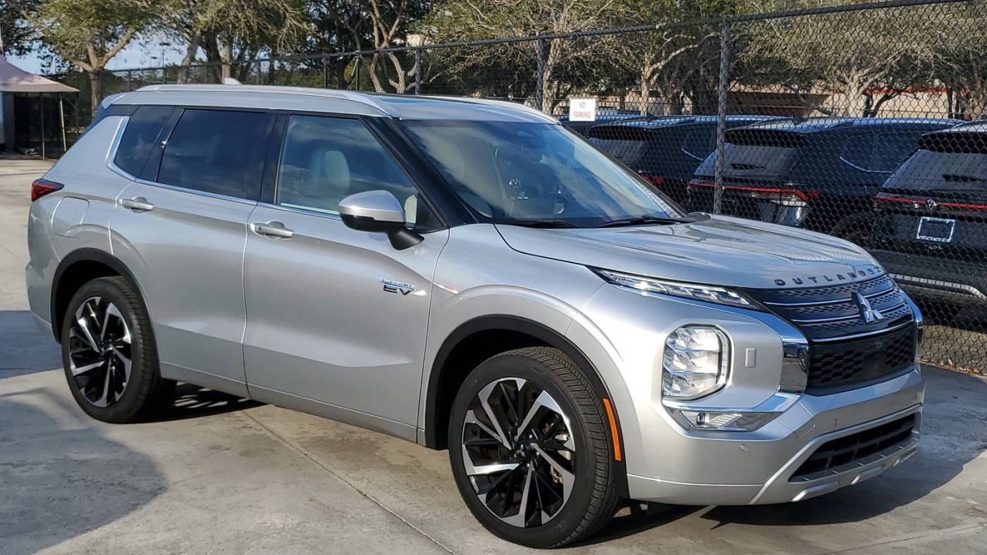2023 Mitsubishi Outlander Plug-In Hybrid SEL — SUV — 3,334 mi — Coconut Creek, FL