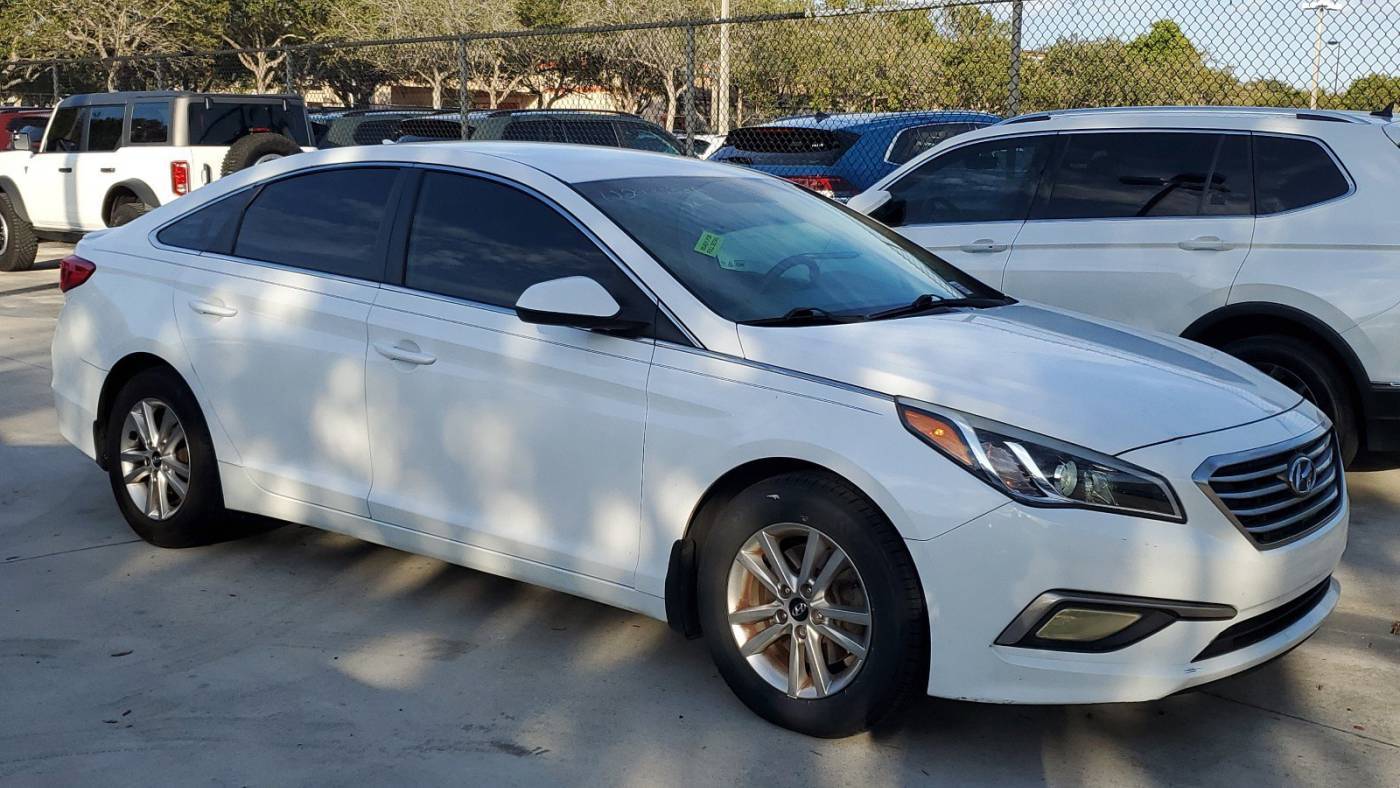 2017 Hyundai Sonata SE — Sedan — 73,633 mi — Coconut Creek, FL