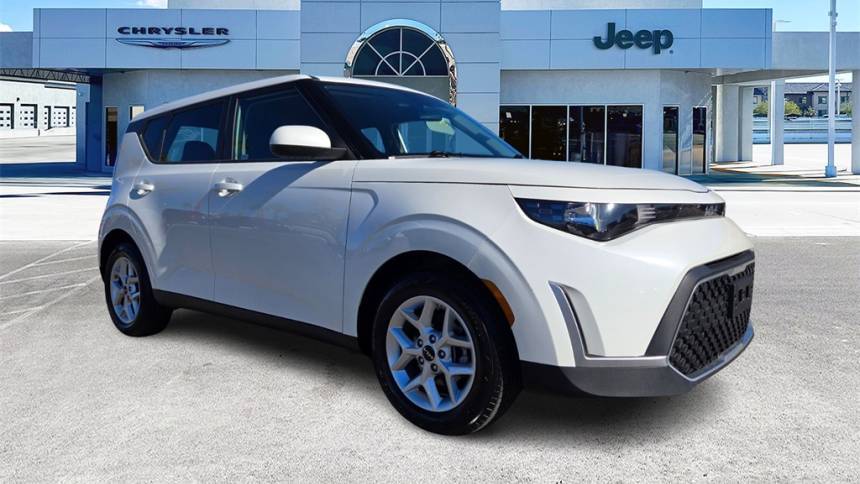 2023 Kia Soul LX — Hatchback — 22,110 mi — Las Vegas, NV