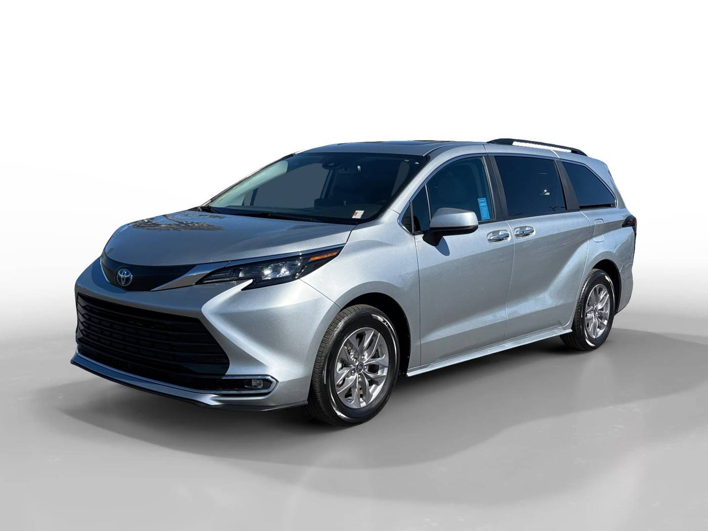 2024 Toyota Sienna XLE — Minivan — 12,870 mi — San Jose, CA
