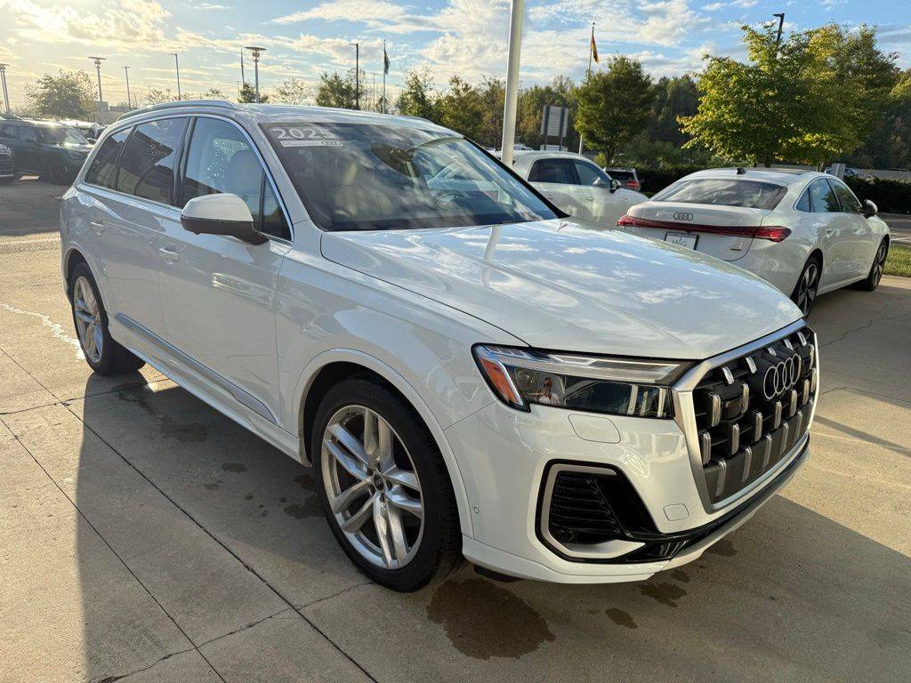 2025 Audi Q7 Premium Plus — SUV — 10,262 mi — Dublin, OH