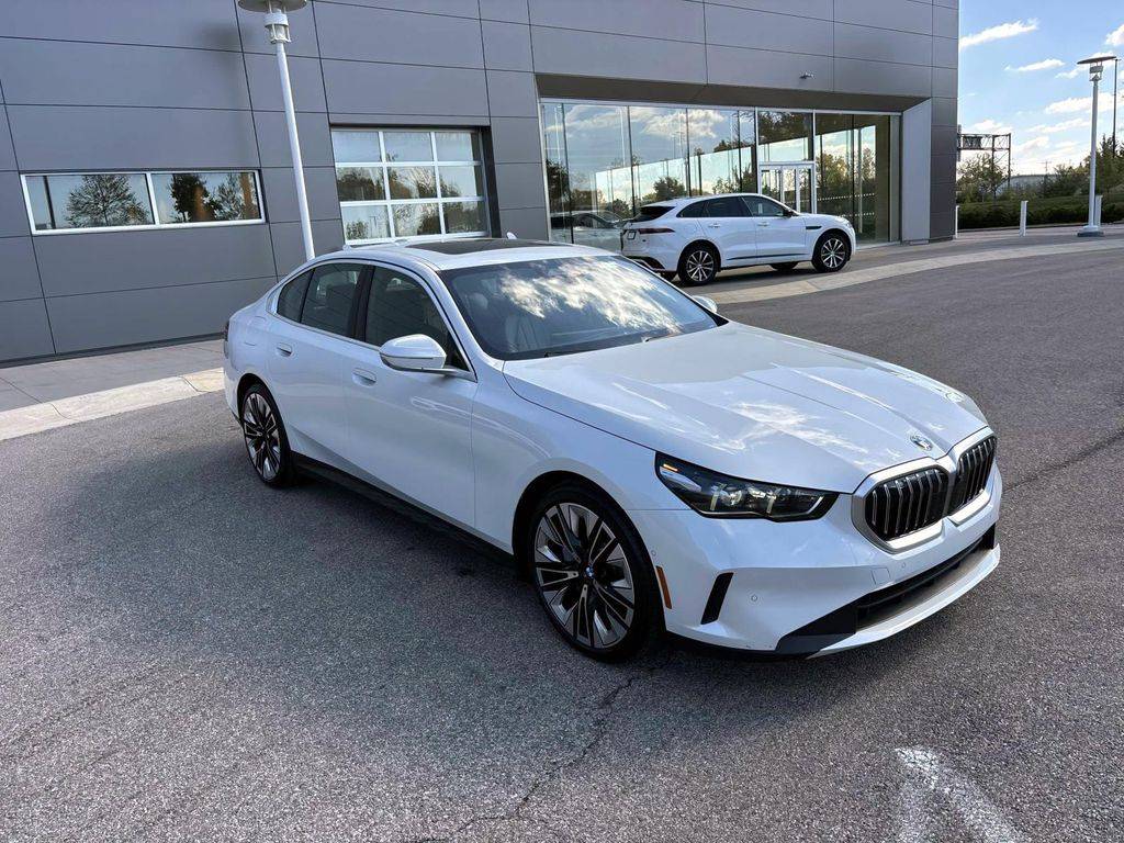 2025 BMW 5 Series 540i — Sedan — 13,051 mi — Dublin, OH