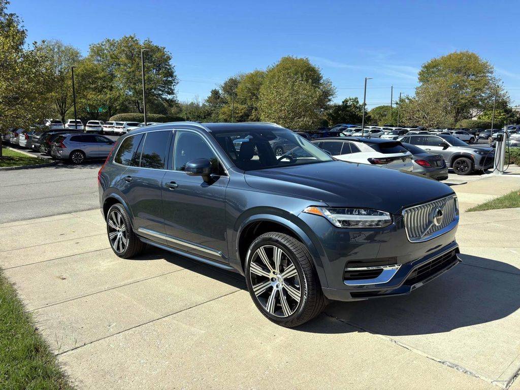 2025 Volvo XC90 Plug-In Hybrid Core — SUV — 6,845 mi — Dublin, OH