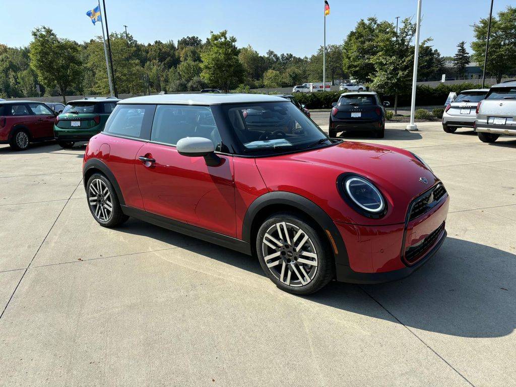 2025 MINI Hardtop Cooper — Hatchback — 5,554 mi — Dublin, OH