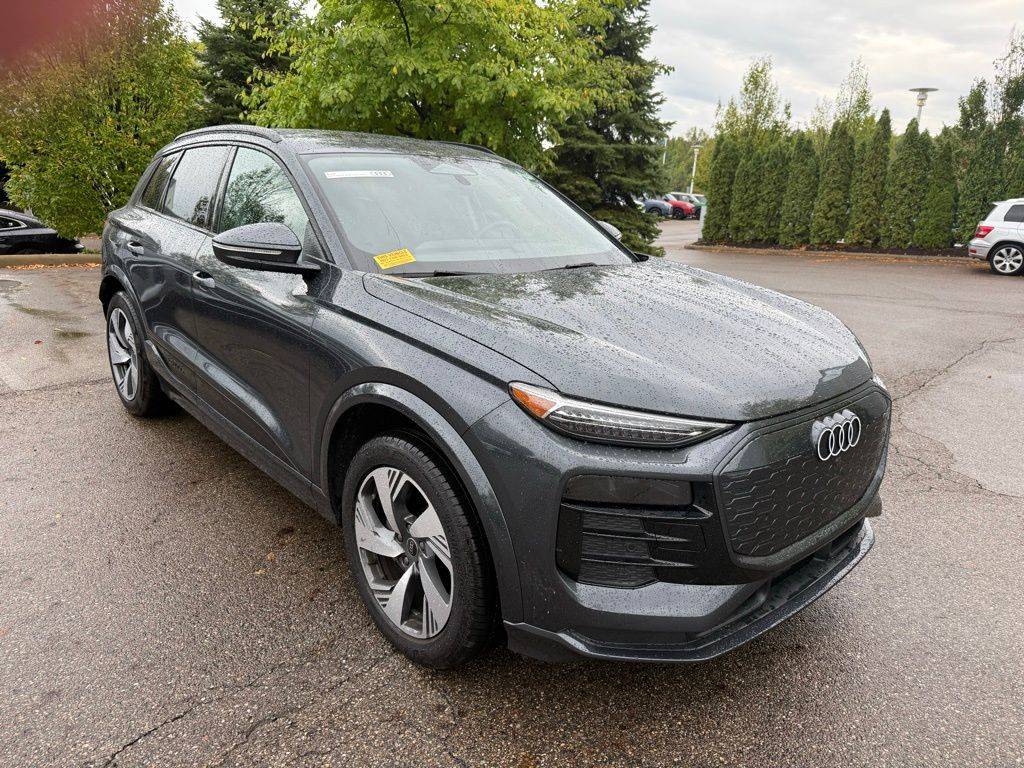 2025 Audi Q6 e-tron Premium Plus — SUV — 3,165 mi — Dublin, OH