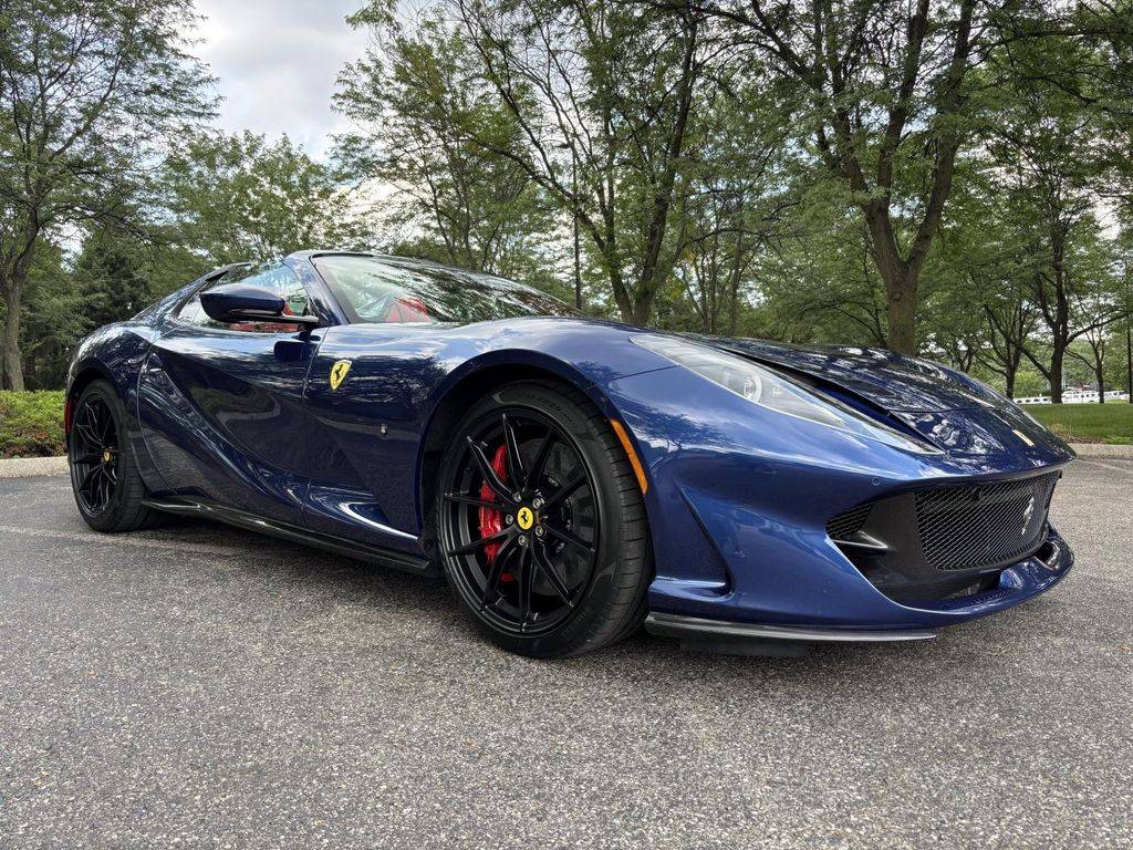 2023 Ferrari 812
