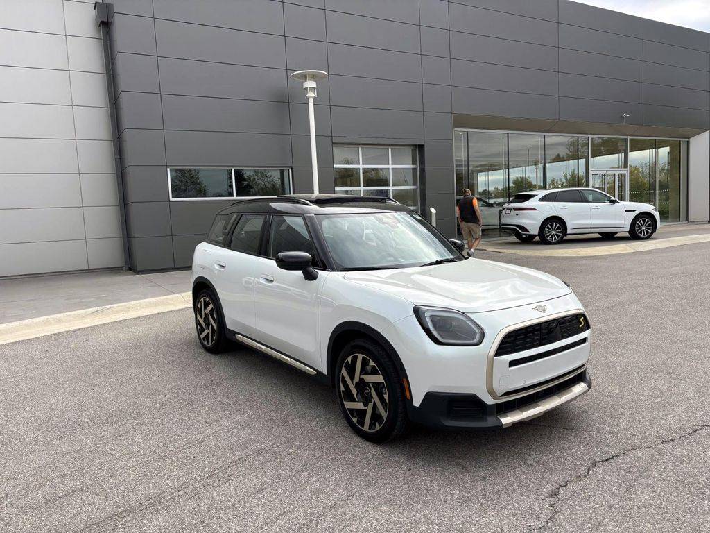 2025 MINI Countryman SE SE — SUV — 3,173 mi — Dublin, OH