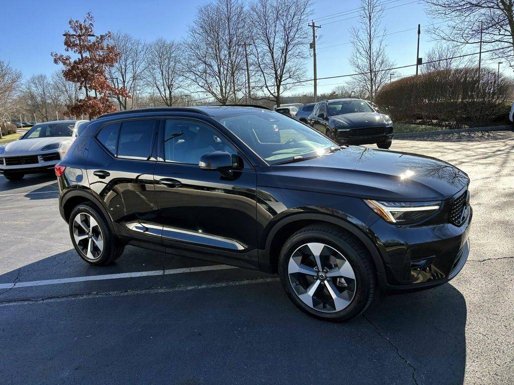 2025 Volvo XC40 Plus — SUV — 5,097 mi — Dublin, OH