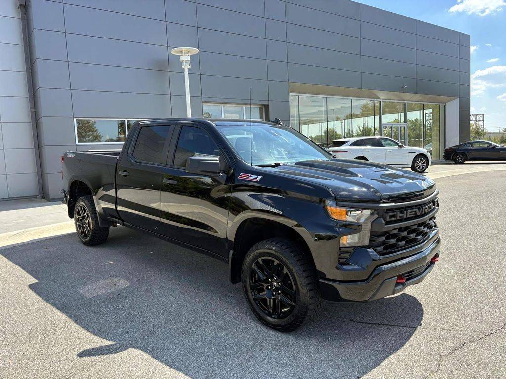 2023 Chevrolet Silverado 1500 Custom Trail Boss — Pickup Truck — 17,530 mi — Dublin, OH