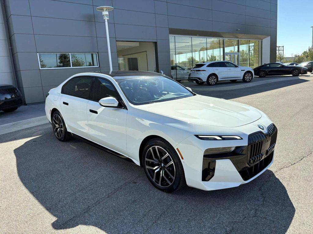 2024 BMW 7 Series 740i — Sedan — 27,833 mi — Dublin, OH