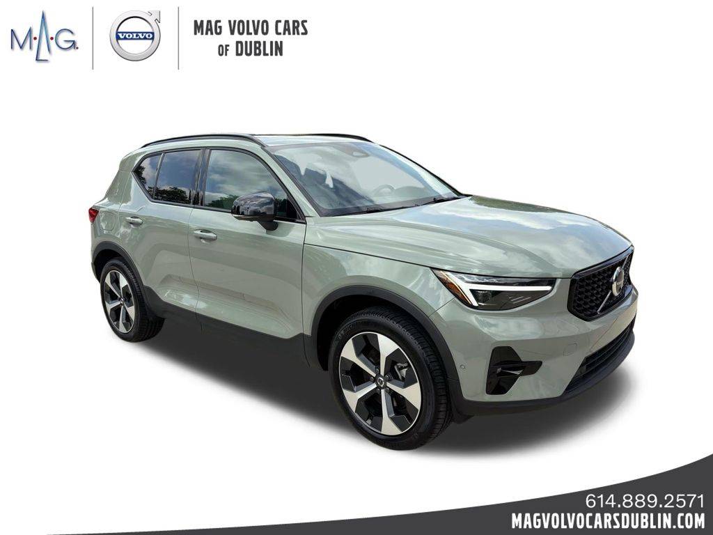 2025 Volvo XC40 Plus — SUV — 3,588 mi — Dublin, OH