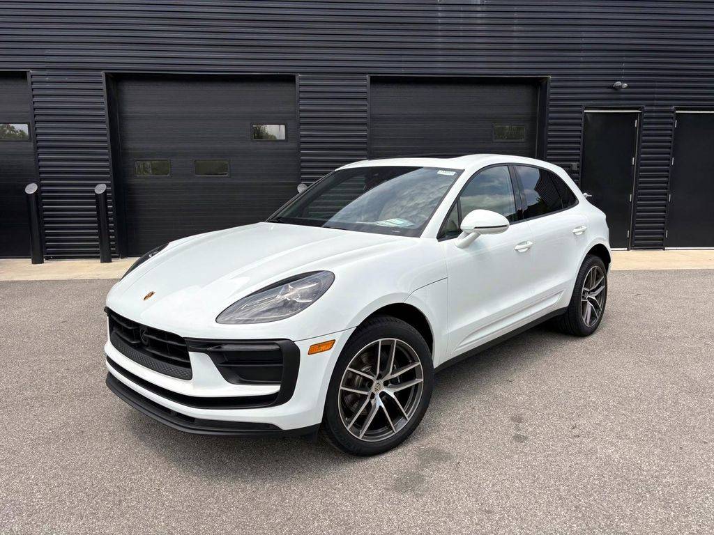 2024 Porsche Macan Standard — SUV — 10,280 mi — Dublin, OH