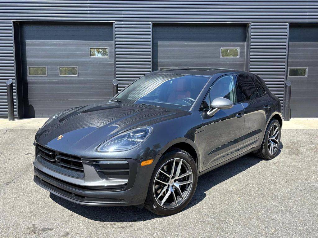2023 Porsche Macan T — SUV — 19,737 mi — Dublin, OH
