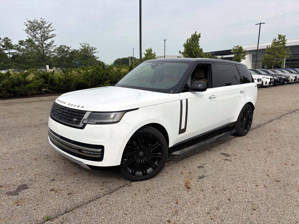 2025 Land Rover Range Rover SE — SUV — 4,185 mi — Dublin, OH