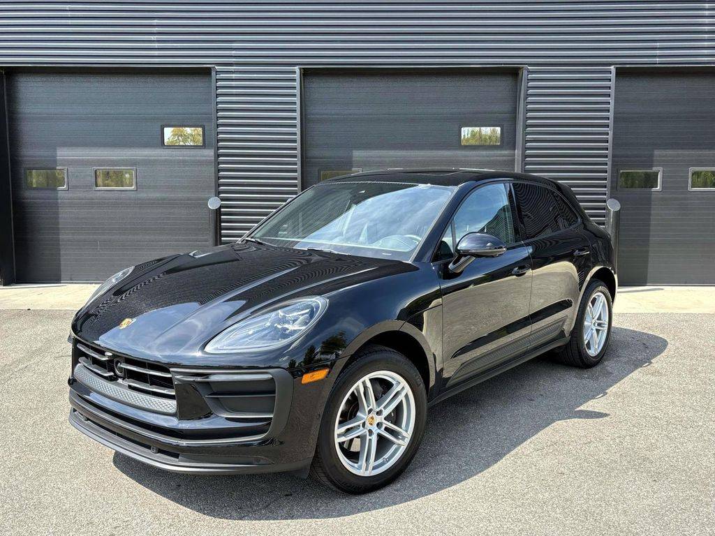 2023 Porsche Macan T — SUV — 23,866 mi — Dublin, OH