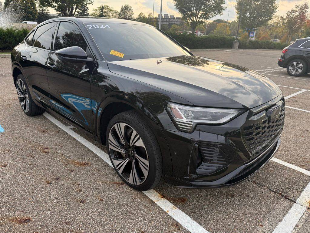 2024 Audi Q8 e-tron S line Prestige — SUV — 18,775 mi — Dublin, OH