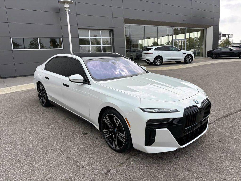 2023 BMW 7 Series 760i — Sedan — 13,224 mi — Dublin, OH