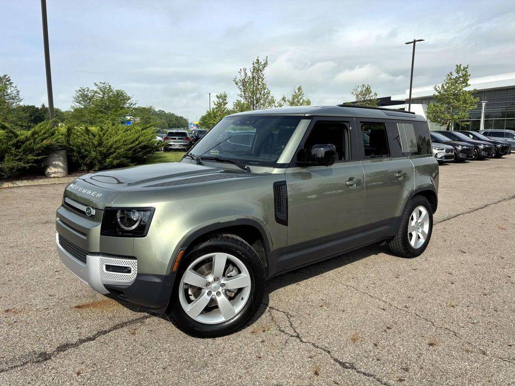 2025 Land Rover Defender S — SUV — 4,209 mi — Dublin, OH