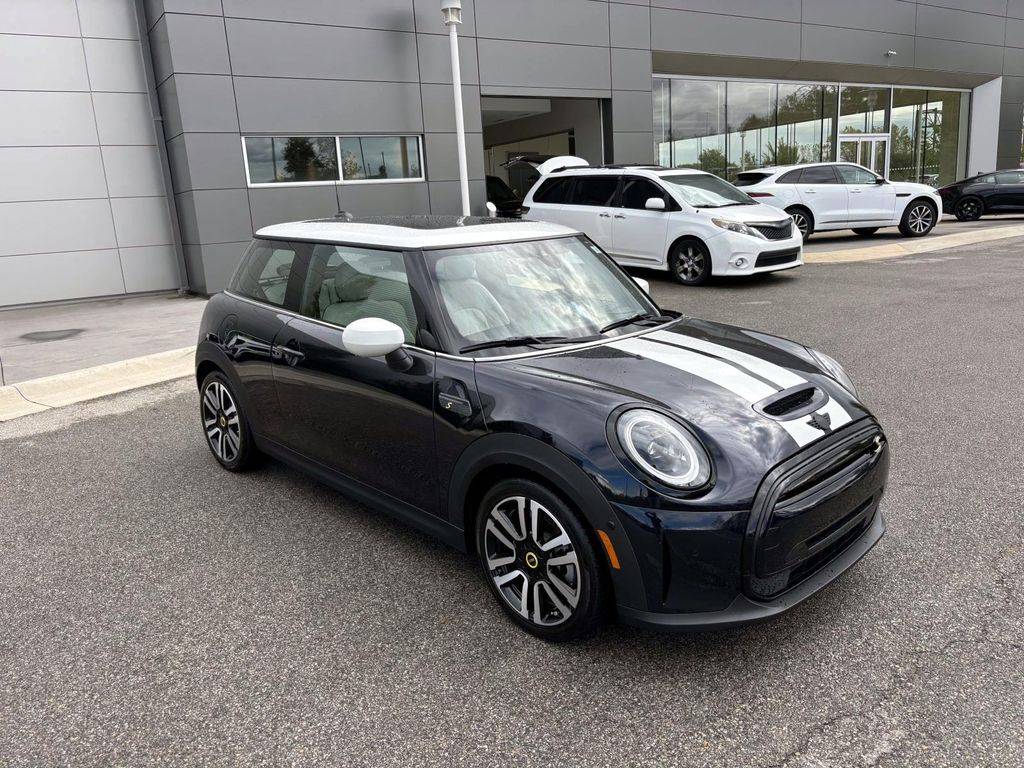 2022 MINI Electric Hardtop Cooper SE — Hatchback — 3,119 mi — Dublin, OH