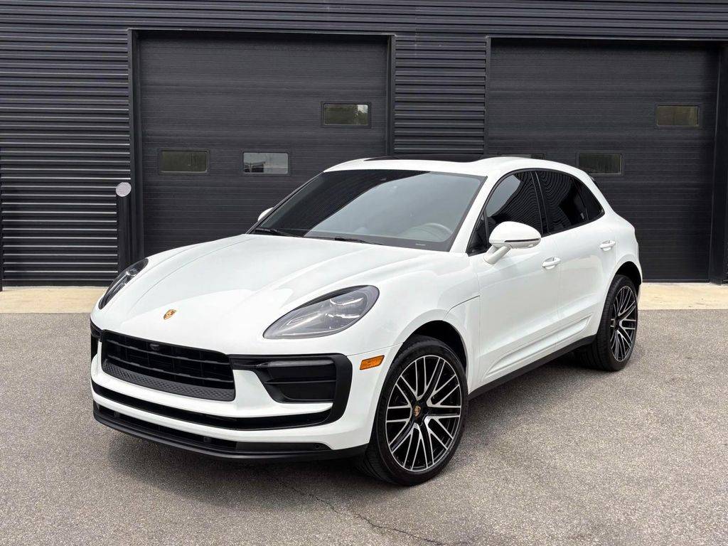 2022 Porsche Macan Standard — SUV — 21,396 mi — Dublin, OH