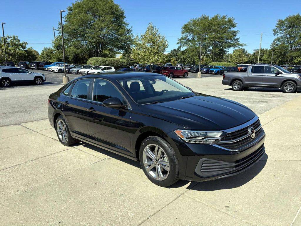 2022 Volkswagen Jetta SE — Sedan — 17,099 mi — Dublin, OH