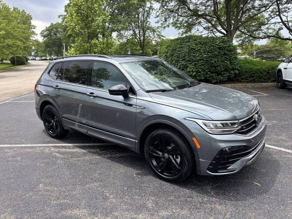 2024 Volkswagen Tiguan SE R-Line Black — SUV — 11,782 mi — Dublin, OH