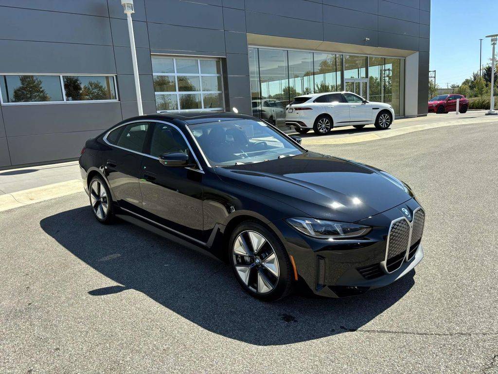 2025 BMW i4 xDrive40 — Sedan — 2,207 mi — Dublin, OH