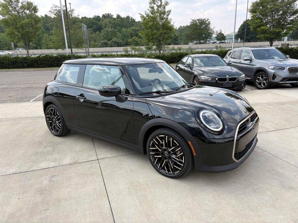 2025 MINI Hardtop Cooper S — Hatchback — 5,024 mi — Dublin, OH