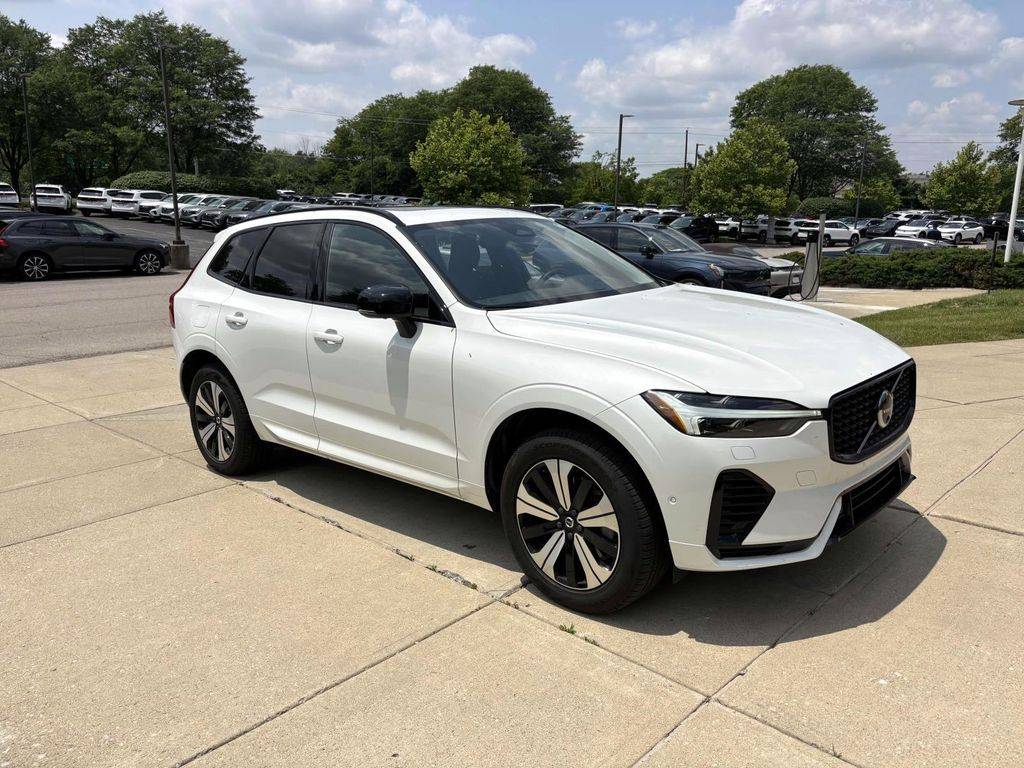 2025 Volvo XC60 Plug-In Hybrid Plus — SUV — 6,173 mi — Dublin, OH