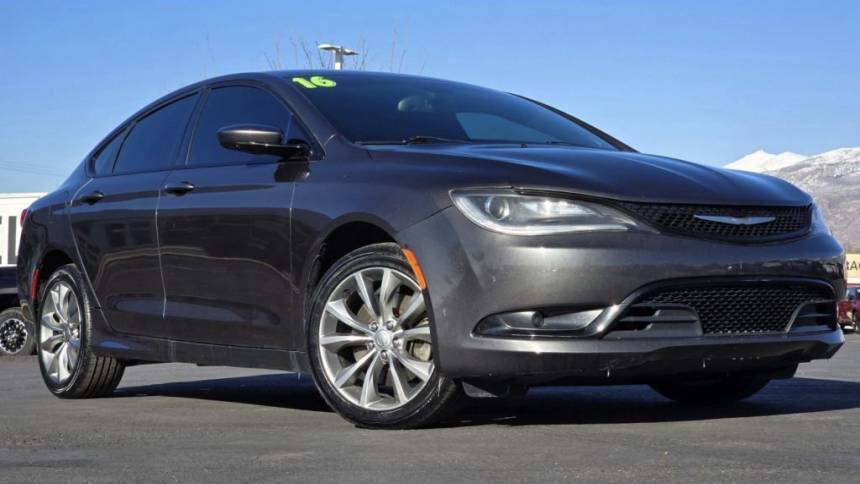 2016 Chrysler 200 S — Sedan — 87,433 mi — Bountiful, UT