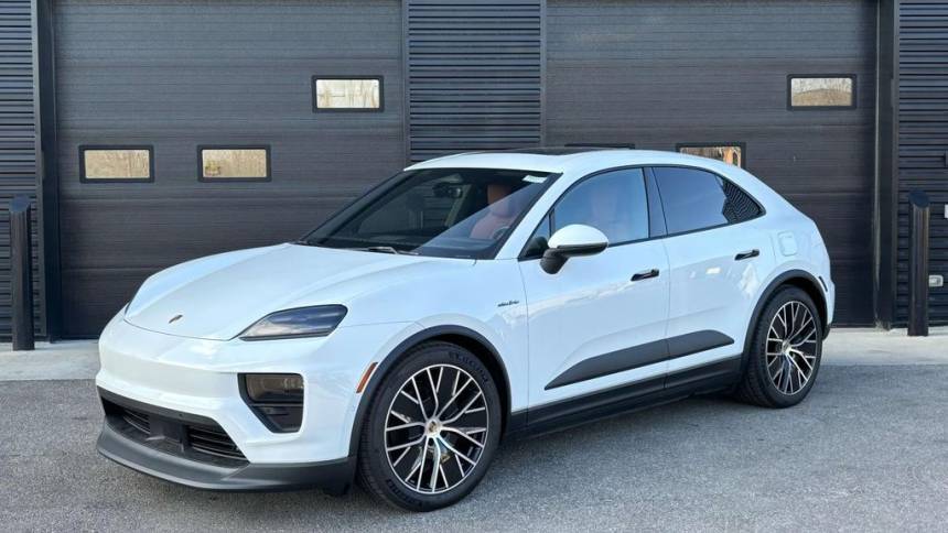 2024 Porsche Macan Electric 4 — SUV — 886 mi — Dublin, OH