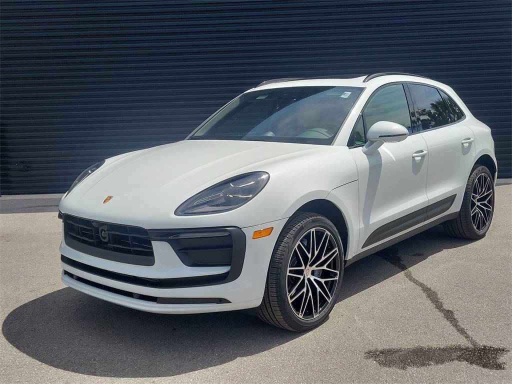 2025 Porsche Macan Standard — SUV — 4,111 mi — Clearwater, FL