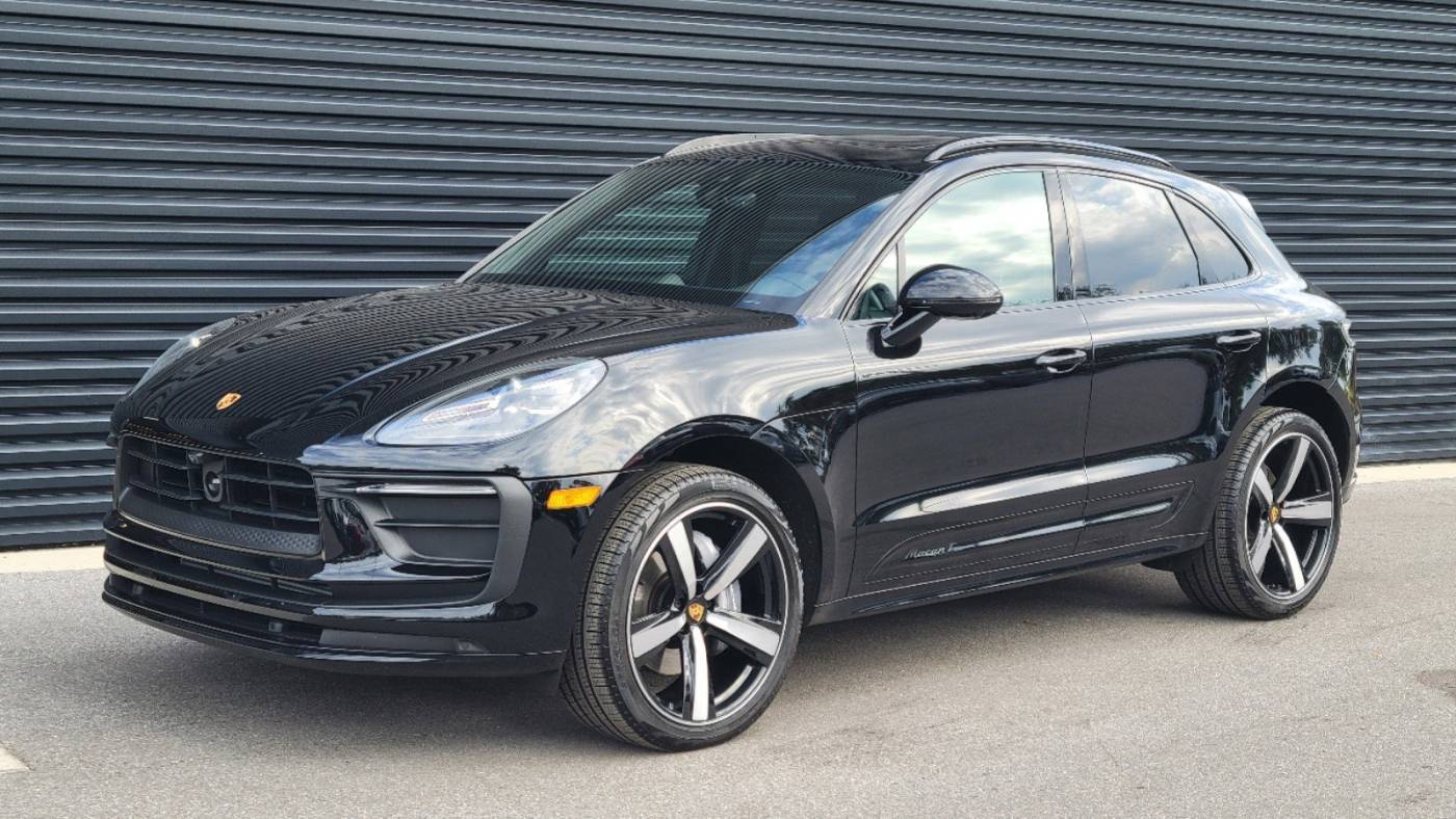 2025 Porsche Macan T — SUV — 4,853 mi — Clearwater, FL